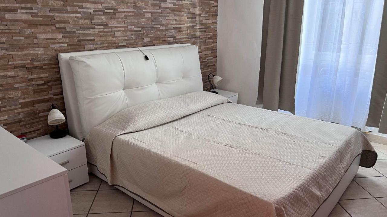 Eden Hotel Deiva Marina Buitenkant foto